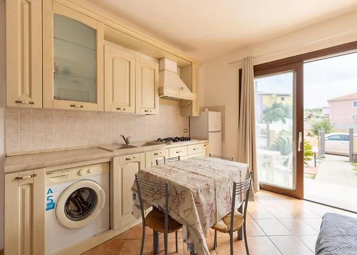 In The Residence, Terrace And Air Conditioning Apartman Castelsardo