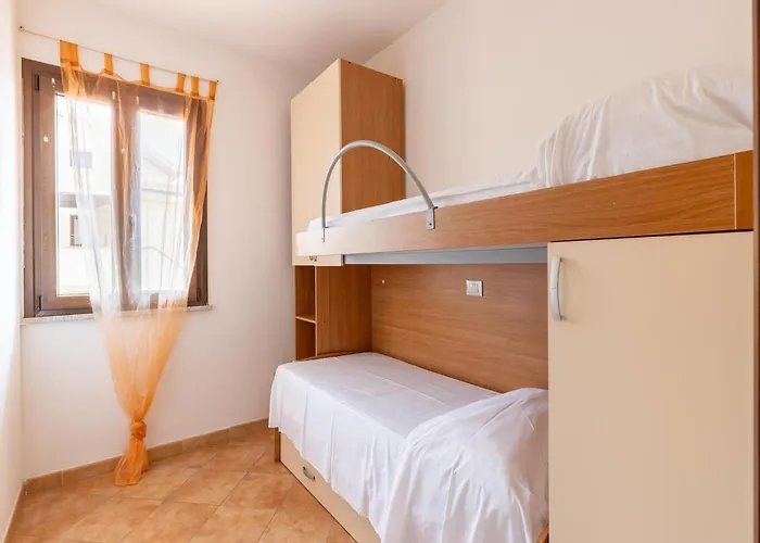 In The Residence, Terrace And Air Conditioning Apartman *